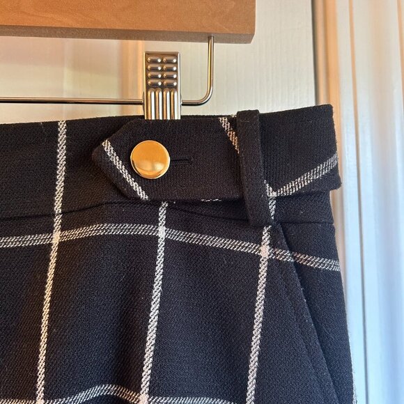 Loft Black Checkered Button Tab Pocket Skirt Size 8 - Picture 3 of 7